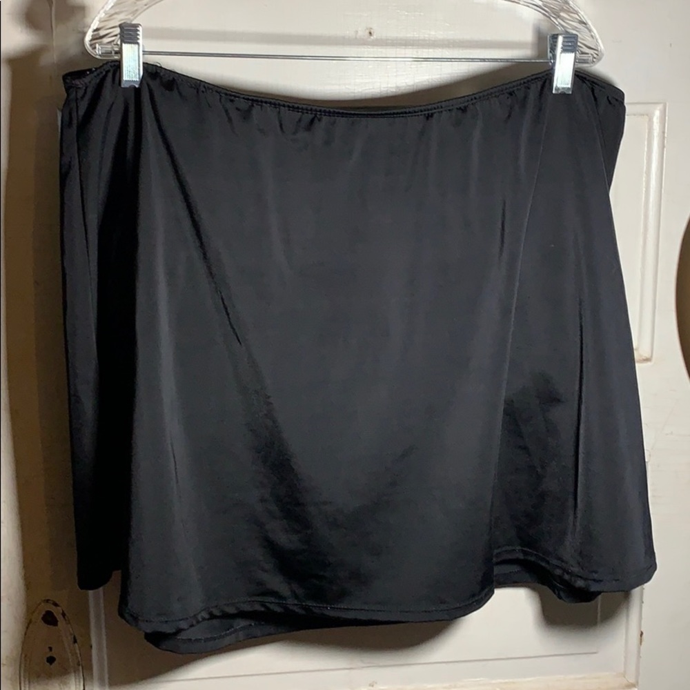 26W Tankini skirted bottom Swimsuits For All/black